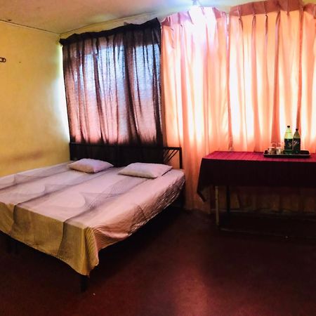 Coca Cola Hostel Malabe Eksteriør bilde